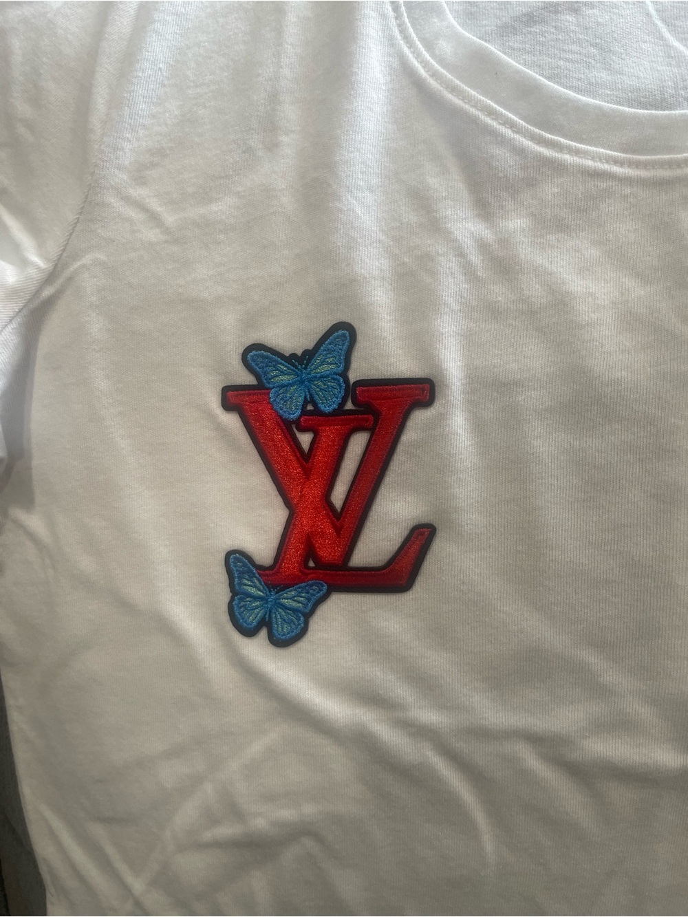 Choices of 1 Women’s Fashion Short-Sleeve Tees in Various Styles